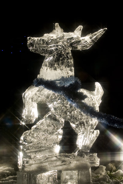 Holiday Ice Sculpture