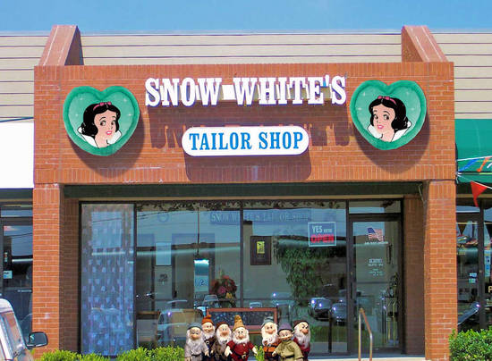 Snow Whites Shop