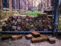 Fenced Bricks, 5 entries