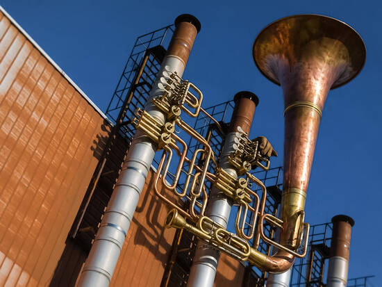 Brass whisperophone